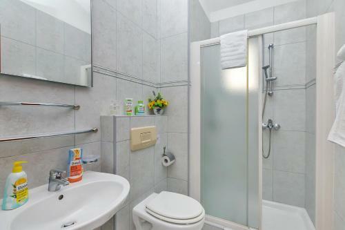Apartamentos Guest House Villa Ana