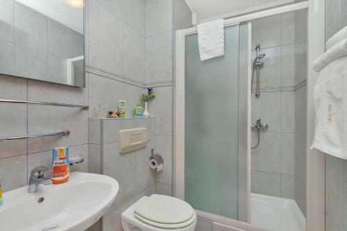 Apartamentos Guest House Villa Ana
