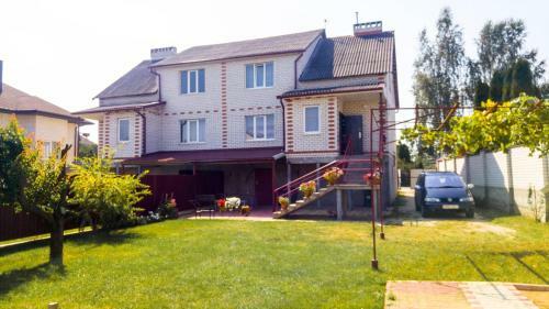 Hostal Vladimir Guest House