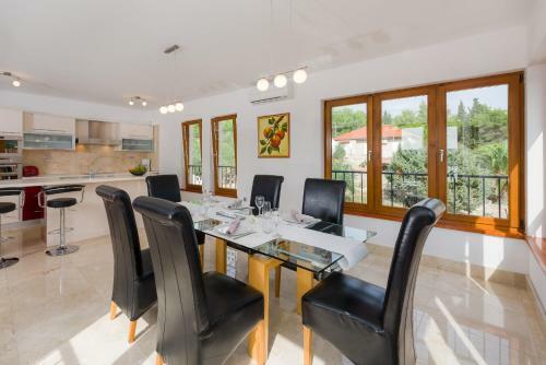 Apartments - Villa Ana