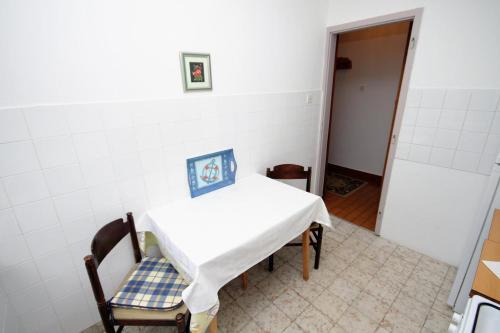 Apartment Selce 2379a