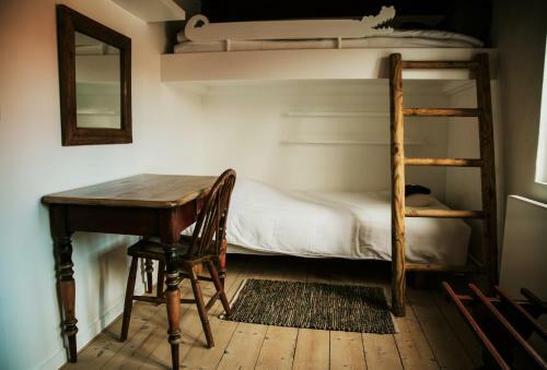 Hostal Andelen Guesthouse