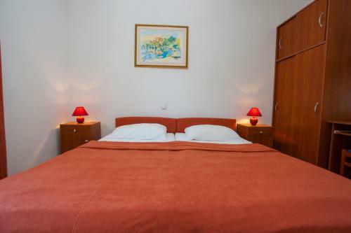 Apartments Ankora