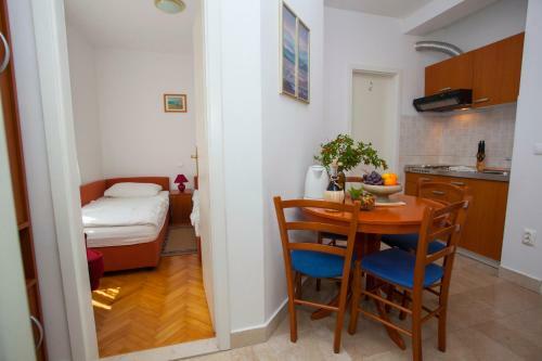 Apartments Ankora