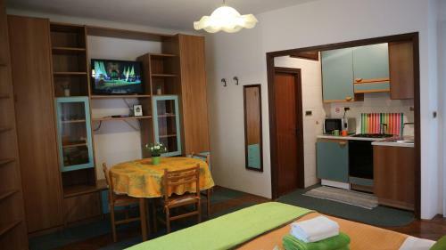 Apartments Komel