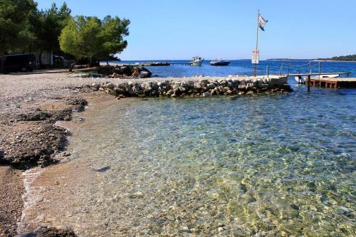 Apartments With Wifi Stinjan (pula) - 7245