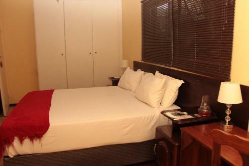Hostal River-ridge Guest House