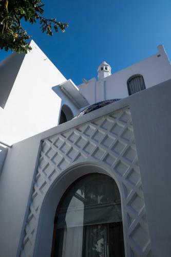 La Coupole Hotel