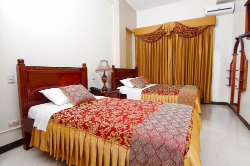 Hotel Versailles Internacional