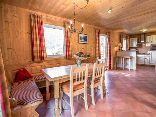 Hotel Alpenrose 8