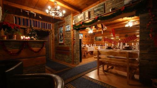 Hostal Pension Aja