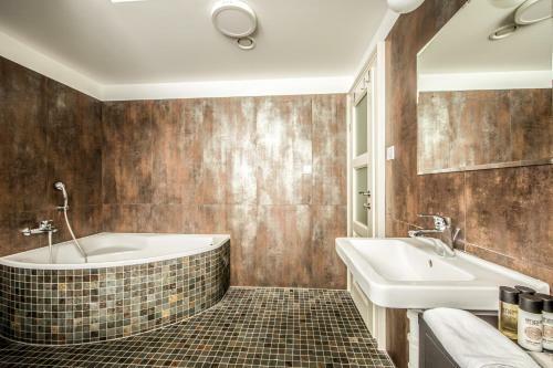 Apartamento Aplend City Ba?tov� 1