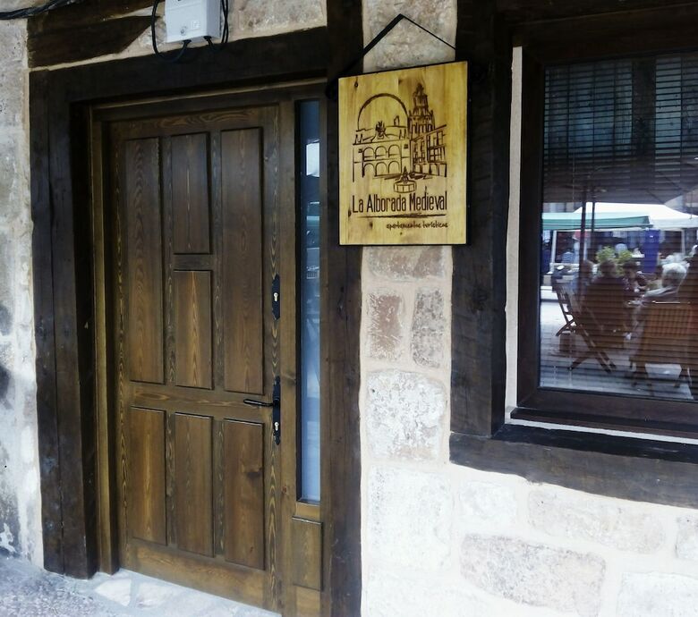 Apartamentos La Alborada Medieval