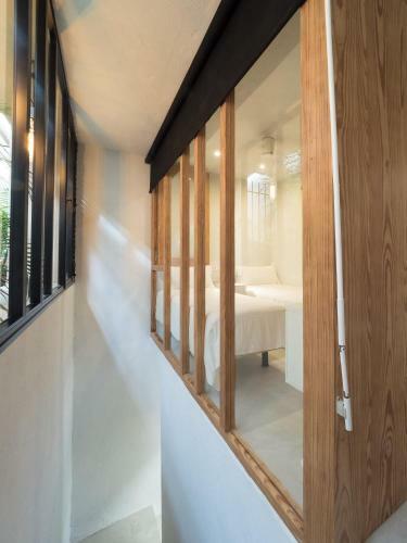 11 Holiday Homes