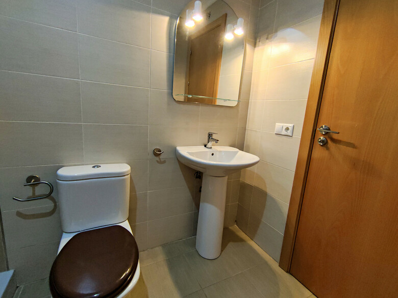 Apartamento Gand�a Universidad 3000