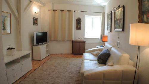 Green Oasis Apartments Jg
