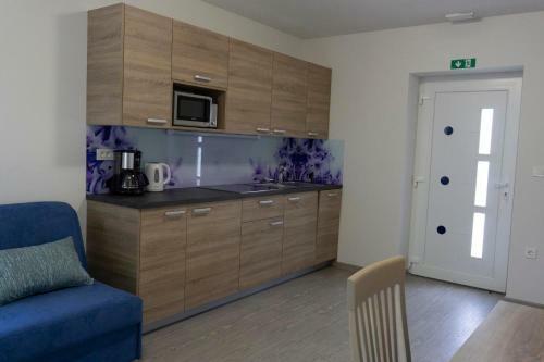 Hostel Viktorija