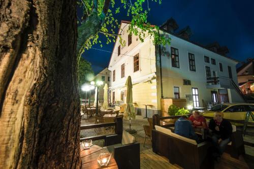 Hotel Pri Mostu