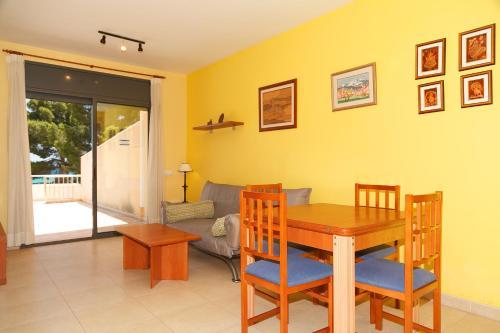 Uhc Platja D'or Family Apartments
