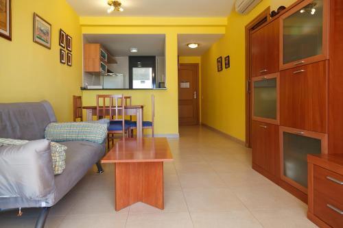 Uhc Platja D'or Family Apartments