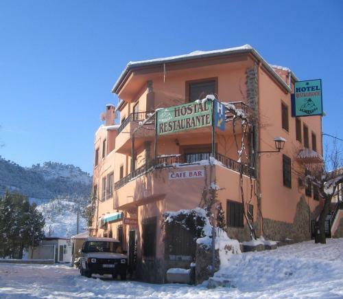 Bed & Breakfast Almenara Hostal Restaurante