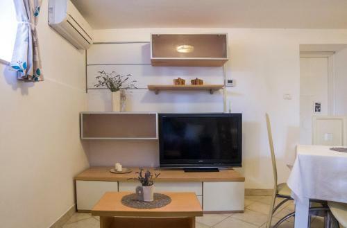 Apartments Bukov?ek