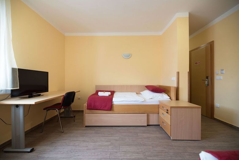S Hotel