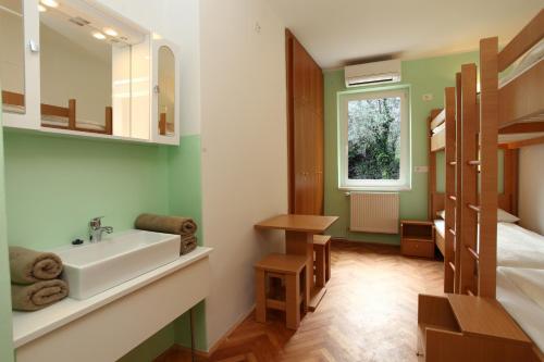 Hostel Soline