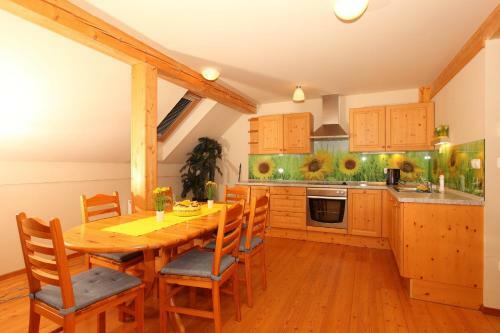 Apartments Budinek