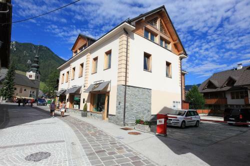 Apartments Budinek