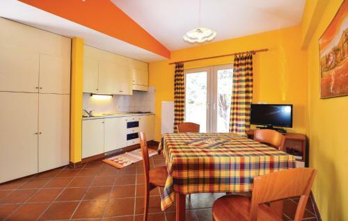 Apartment Izola With Sea View 04