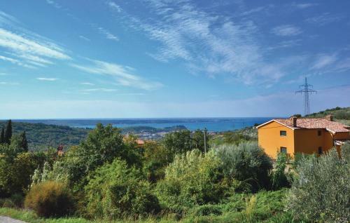 Apartment Izola With Sea View 04