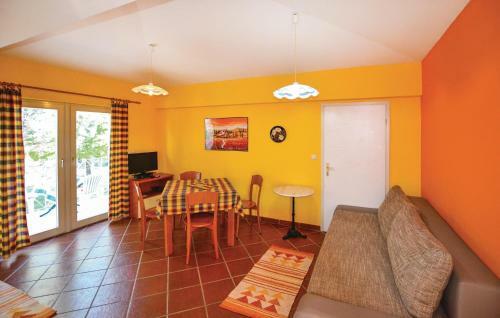 Apartment Izola With Sea View 04
