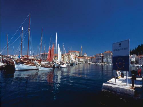 One-bedroom Apartment In Piran