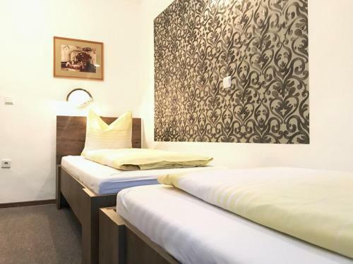Reich Motel