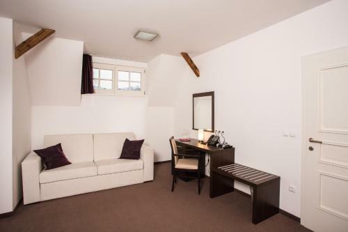 Hostal Vila Monet