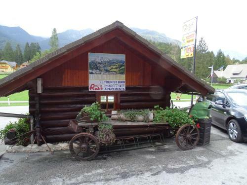 Bed & Breakfast Penzion Ro?i?