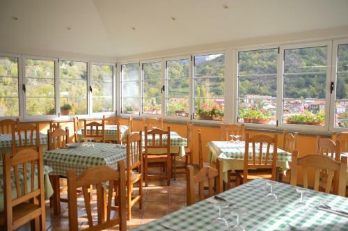 Hostal Parador Pe�avera