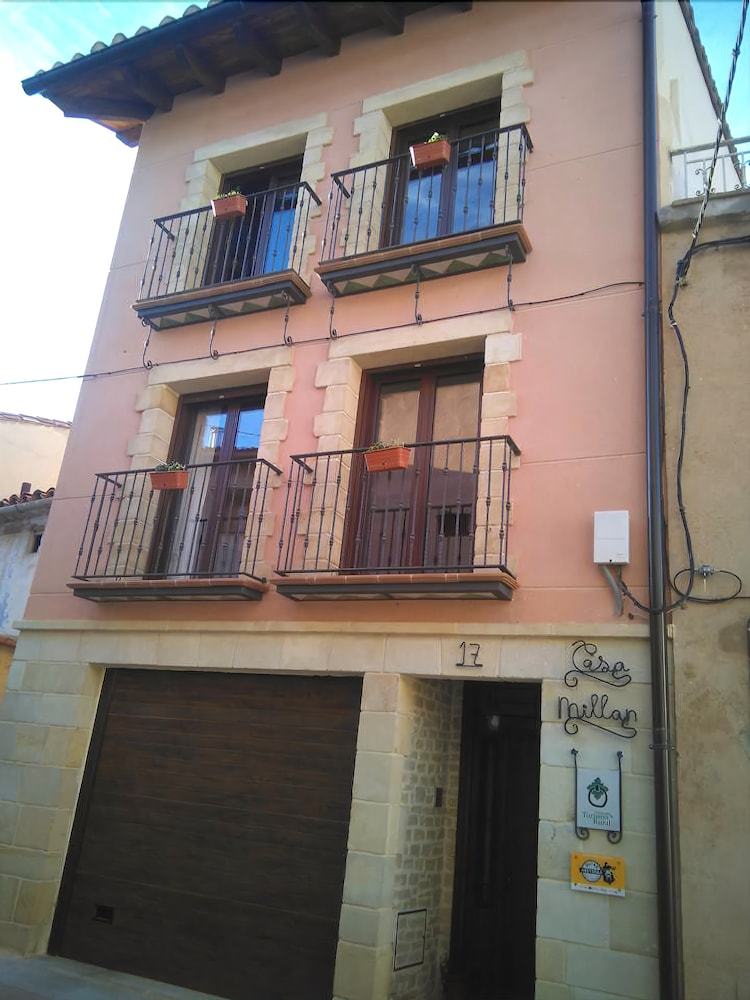Apartamentos Rurales Millan