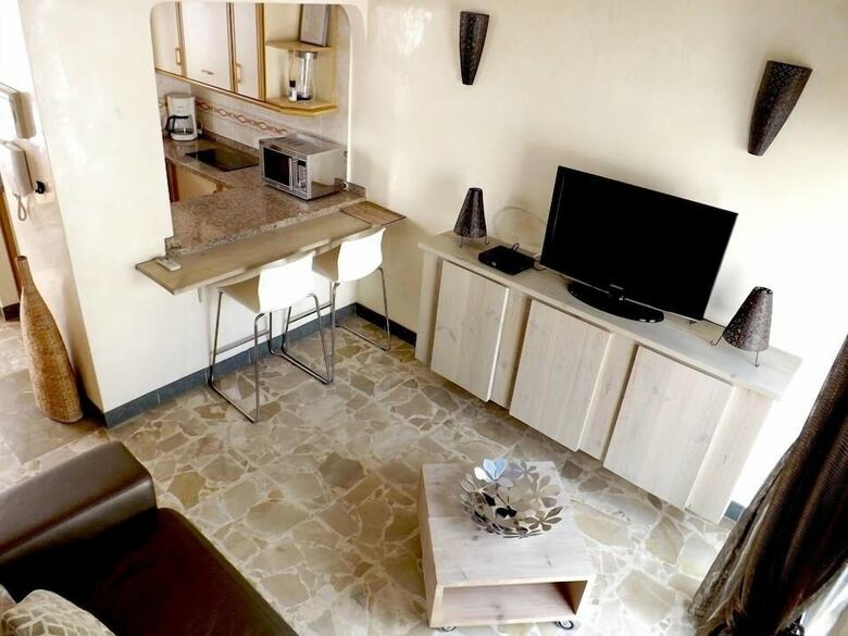 Apartamento Hof Van Holland Carihuela