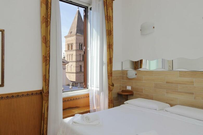 Bed & Breakfast Sonnino Suite