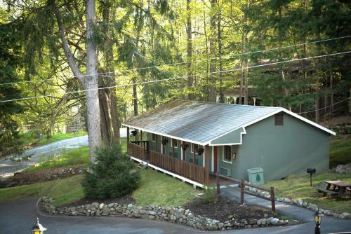 Motel Forest Hill Lodge & Cabins