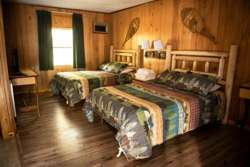 Motel Forest Hill Lodge & Cabins