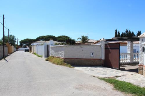 Chalet Con Piscina En La Barrosa