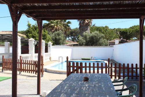 Chalet Con Piscina En La Barrosa
