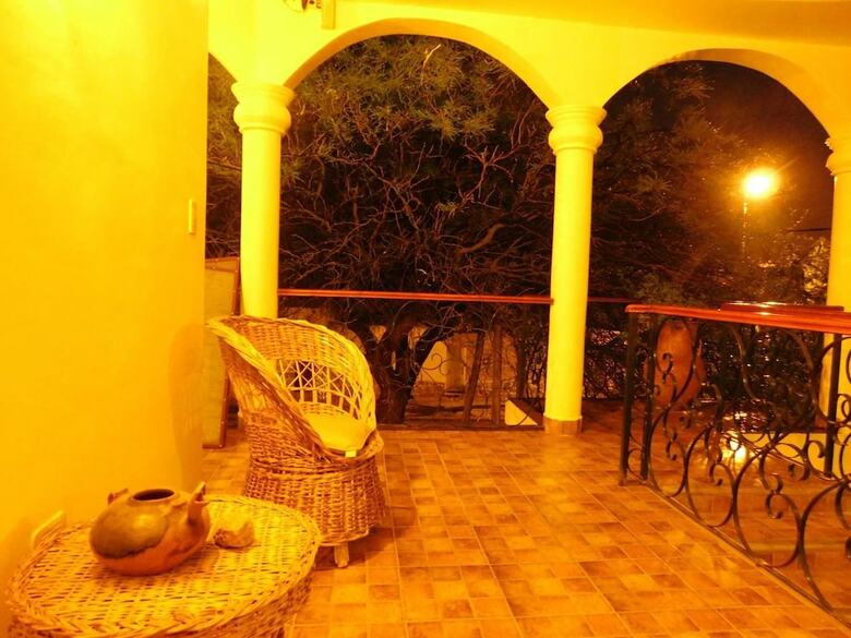 Hostal Portal Del Santo