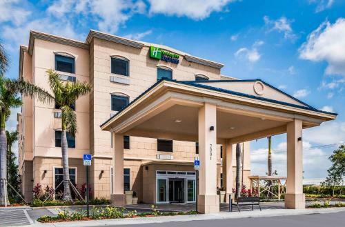 Hotel Holiday Inn Express & Suites Boynton Beach East