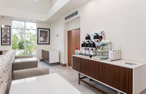 Hotel Holiday Inn Express & Suites Boynton Beach East