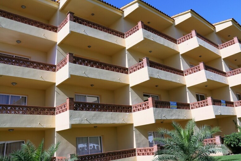 Rvhotels Apartamentos El Quijote