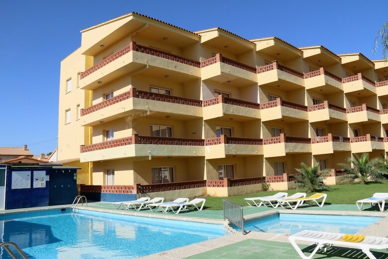 Rvhotels Apartamentos El Quijote